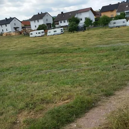 Chalet Gemuetlicher Wohnwagen In Der Natur *